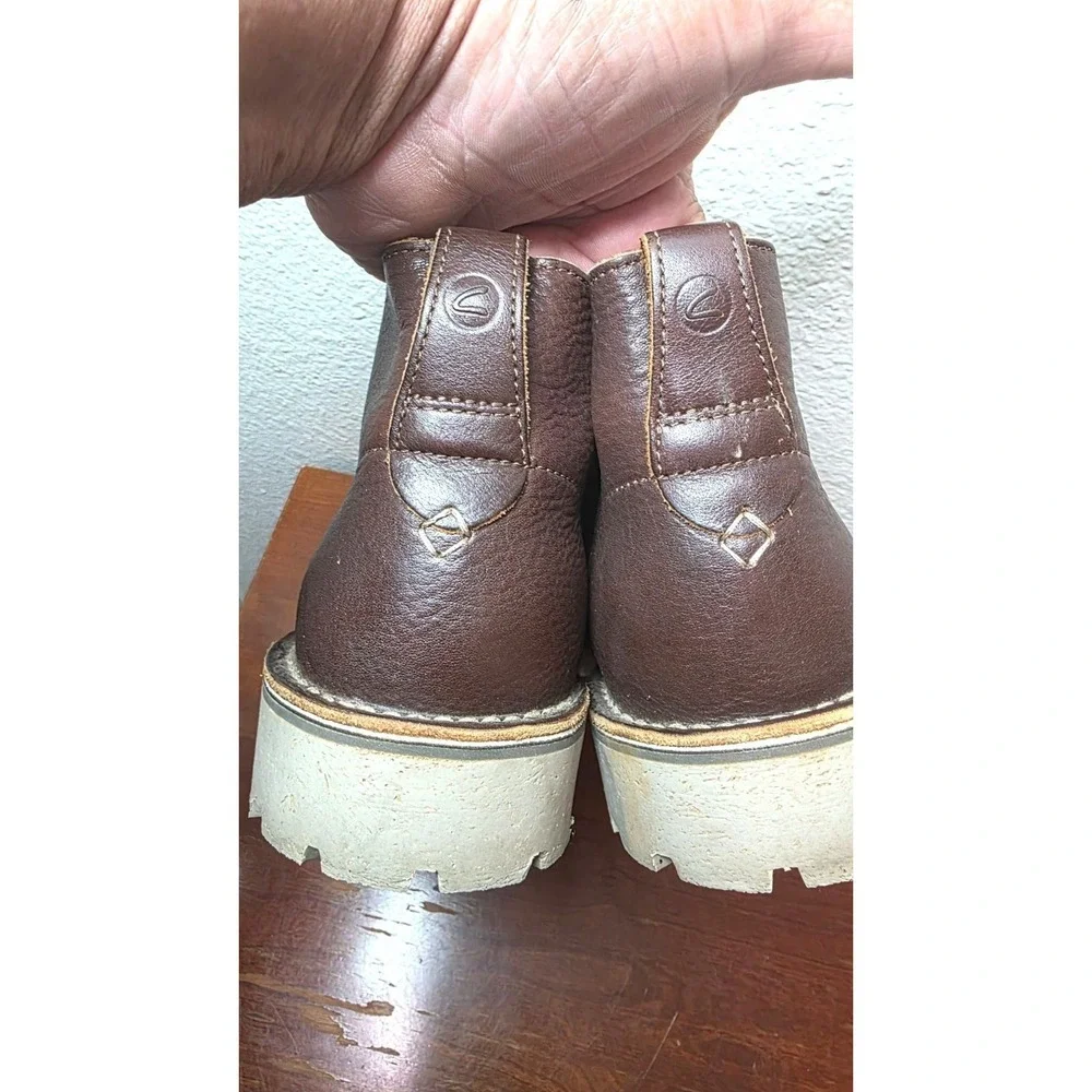 Clarks Men's Chocolate Brown Leather Ankle Chukka Boots Lace-Up Size 8.5 - Picture 5 of 8